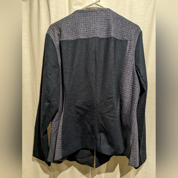 Lane Bryant clip closure blazer blue size 22 - Picture 3 of 3